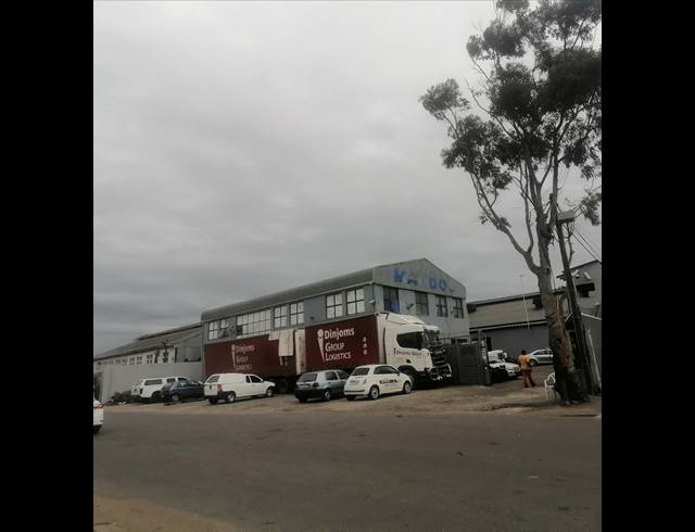 5,600M² WAREHOUSE FOR SALE IN ISIPINGO RAIL